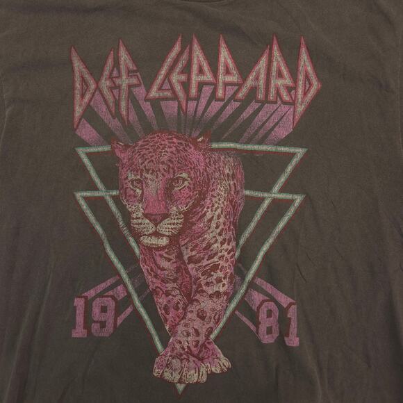 Def Leppard Band Graphic Long Sleeve Crew Neck Shirt Womens Size Small S Gray - Picture 4 of 9